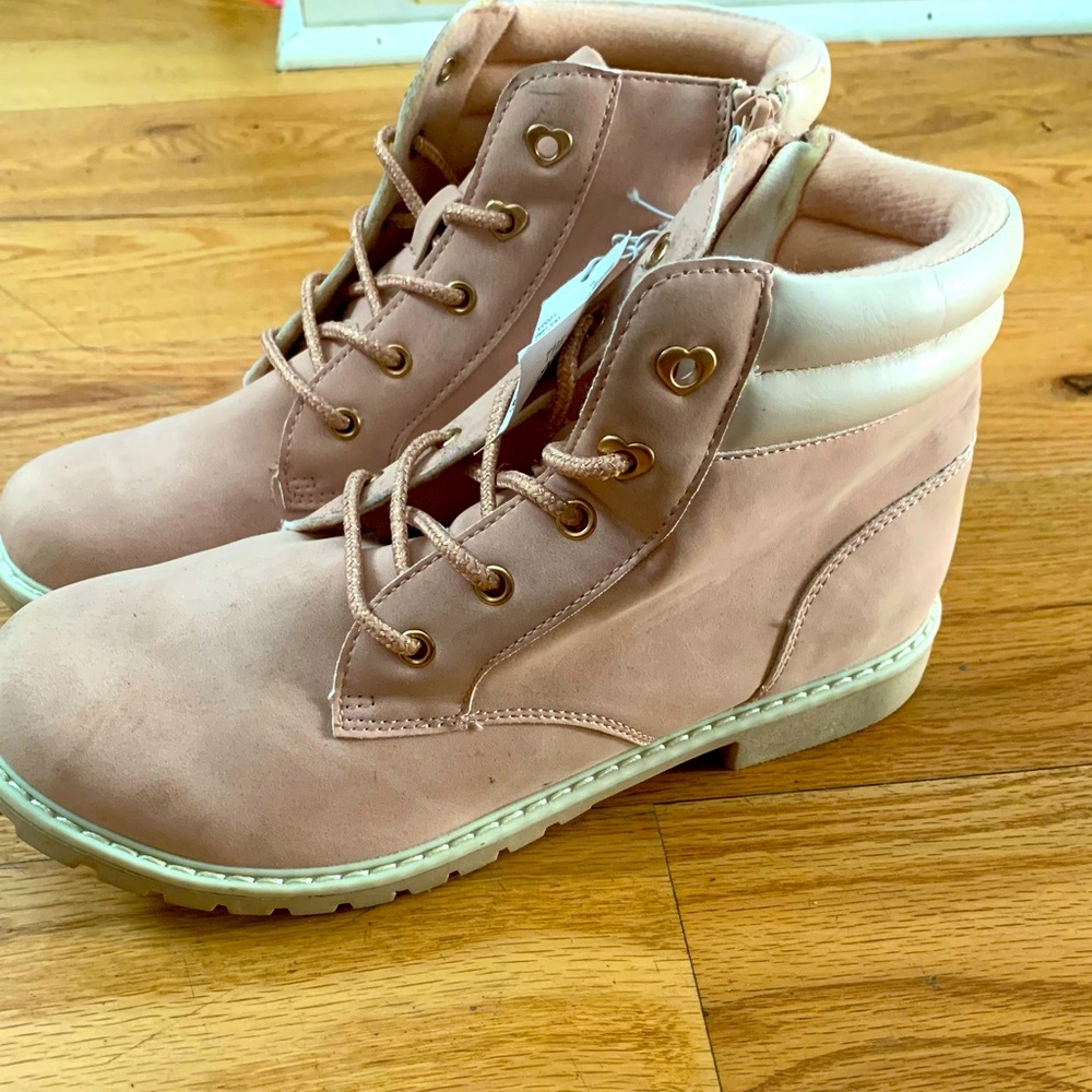 Children’s Place boots